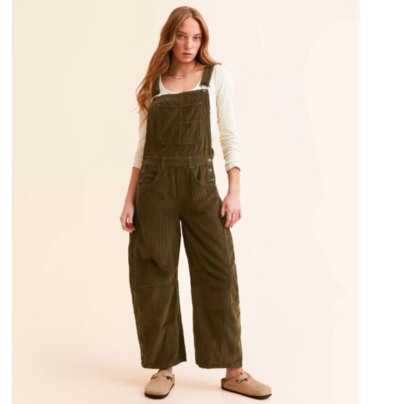 NEW Free People We The Free Good Luck Barrel Corduroy Overalls IN Moss  254 5M3 - Picture 1 of 12